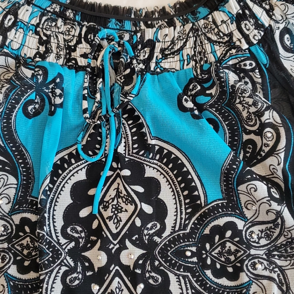 Blouse - Picture 2 of 5